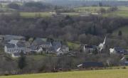 Le petit village de Perpezat vu du Puy D'Ourceyre